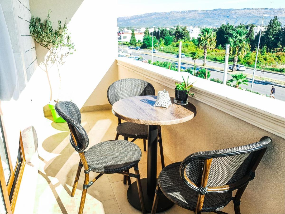 Lacasa Apartments & Restaurant อุลซิน ภายนอก รูปภาพ