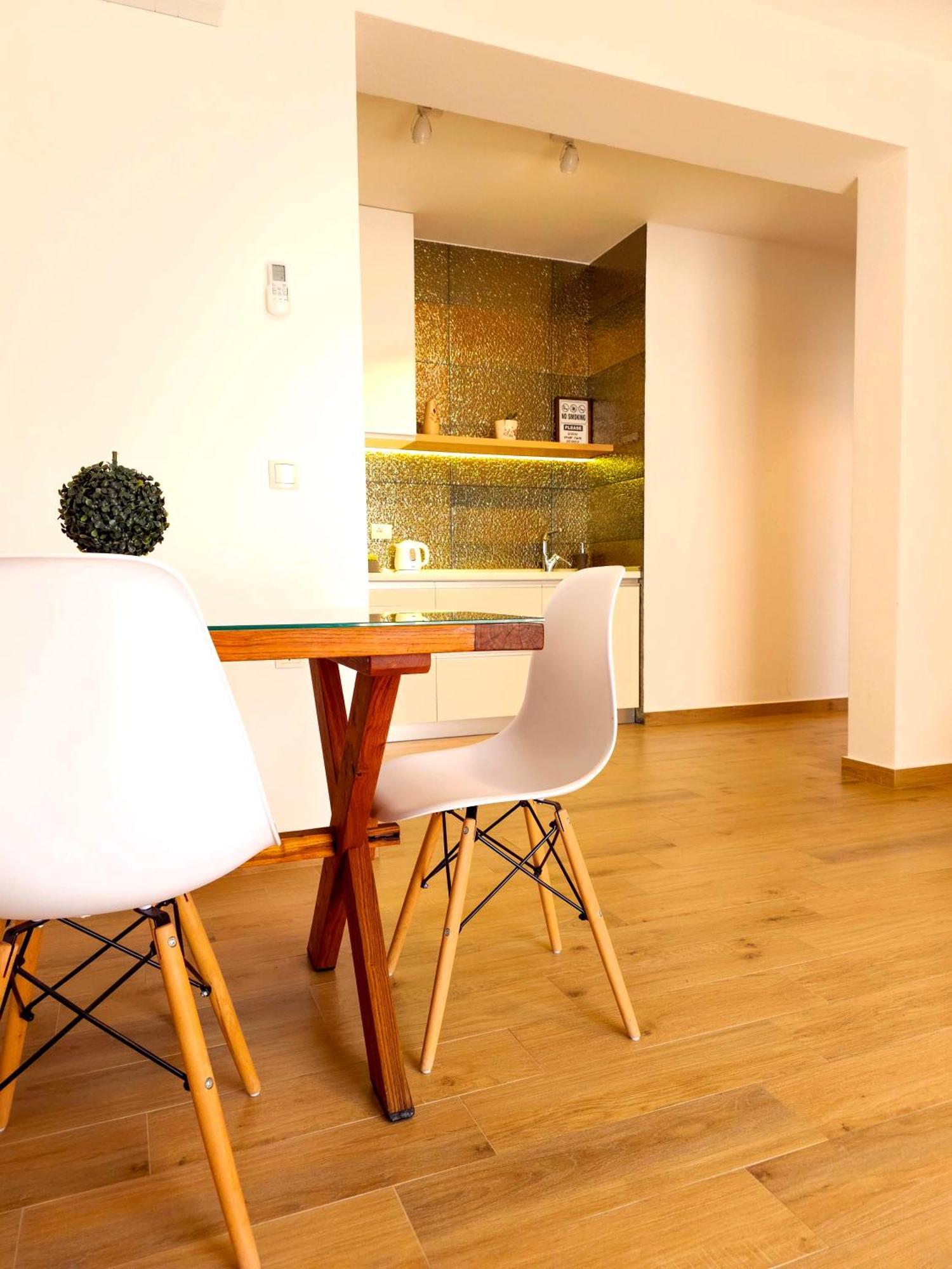 Lacasa Apartments & Restaurant อุลซิน ภายนอก รูปภาพ