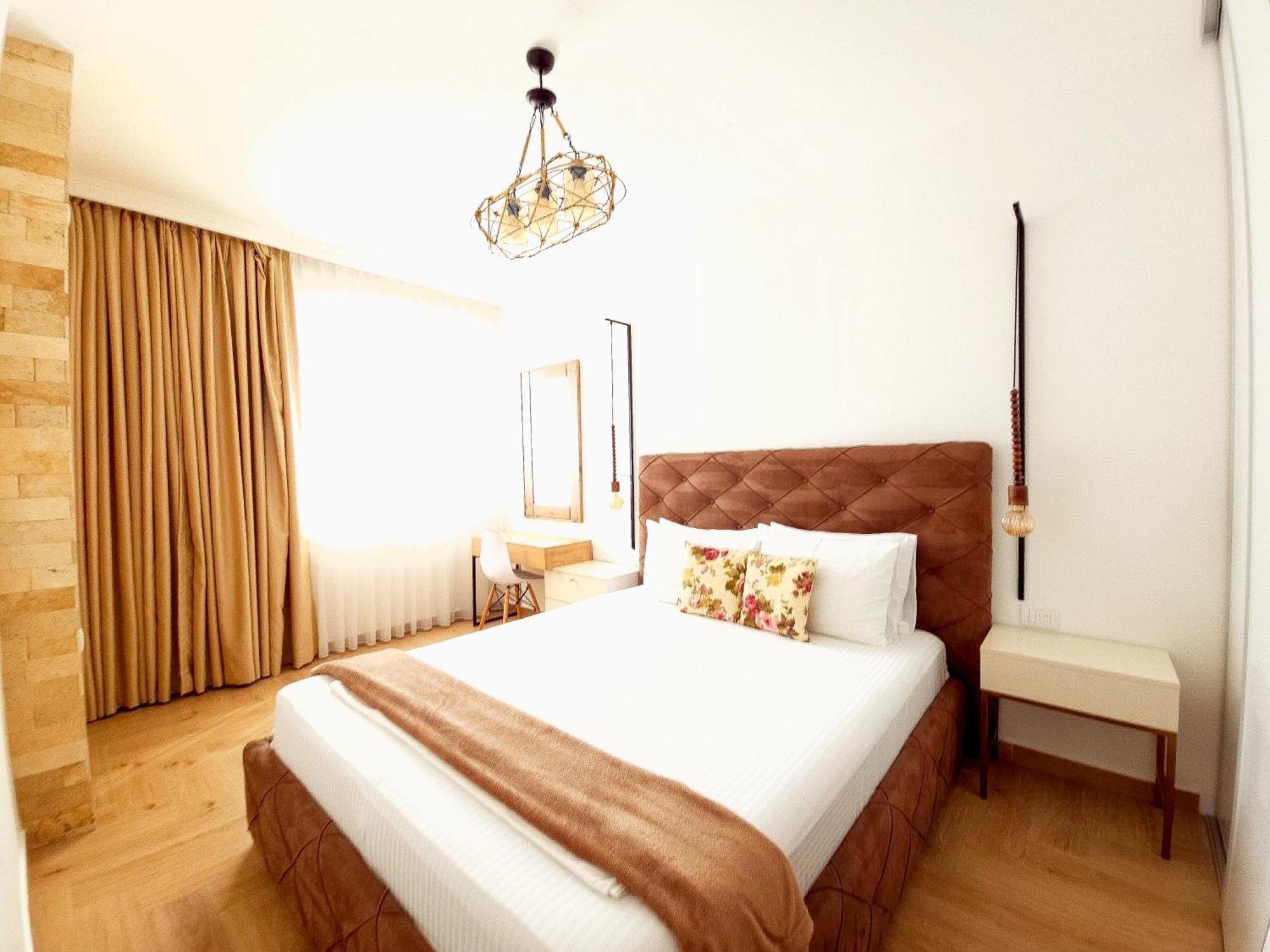Lacasa Apartments & Restaurant อุลซิน ภายนอก รูปภาพ