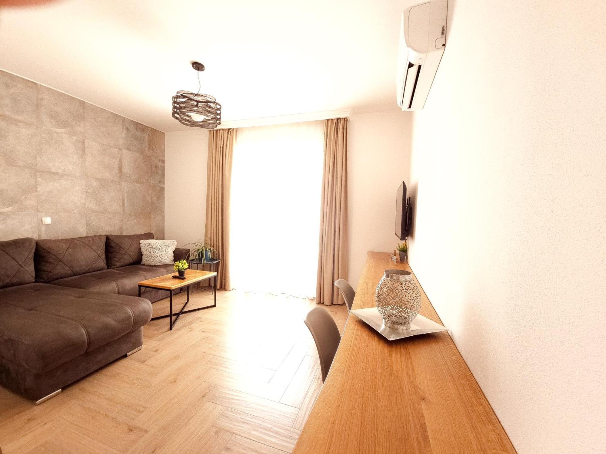 Lacasa Apartments & Restaurant อุลซิน ภายนอก รูปภาพ